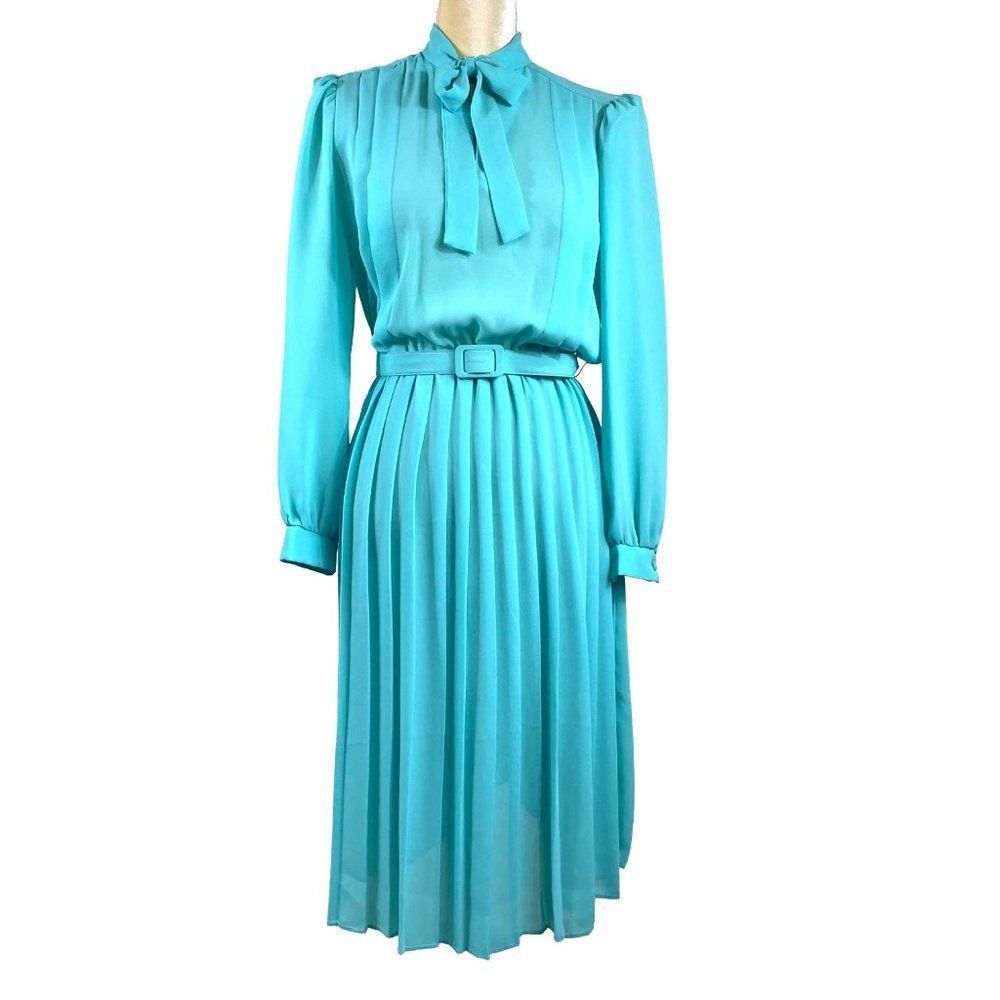 70s Vintage Mavinette Teal Green Semi Sheer Crepe Pleated Dress with Belt Sz 12